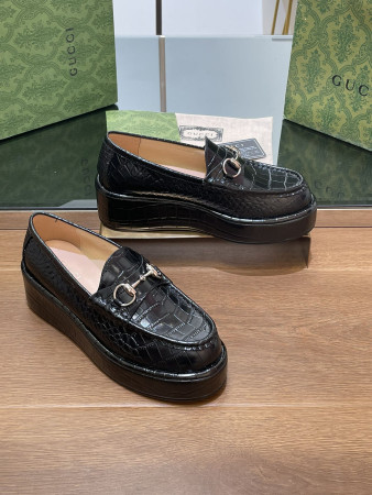 ua G*u*i horsebit wedge loafer