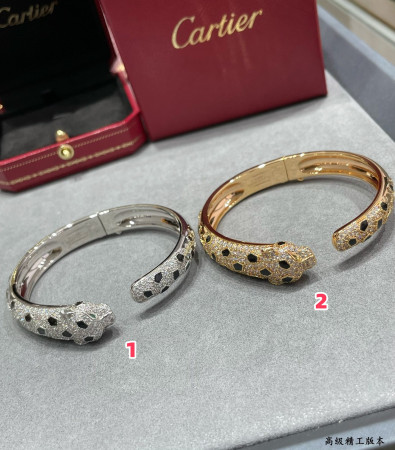 Ca*t*er single spotted leopard bracelet