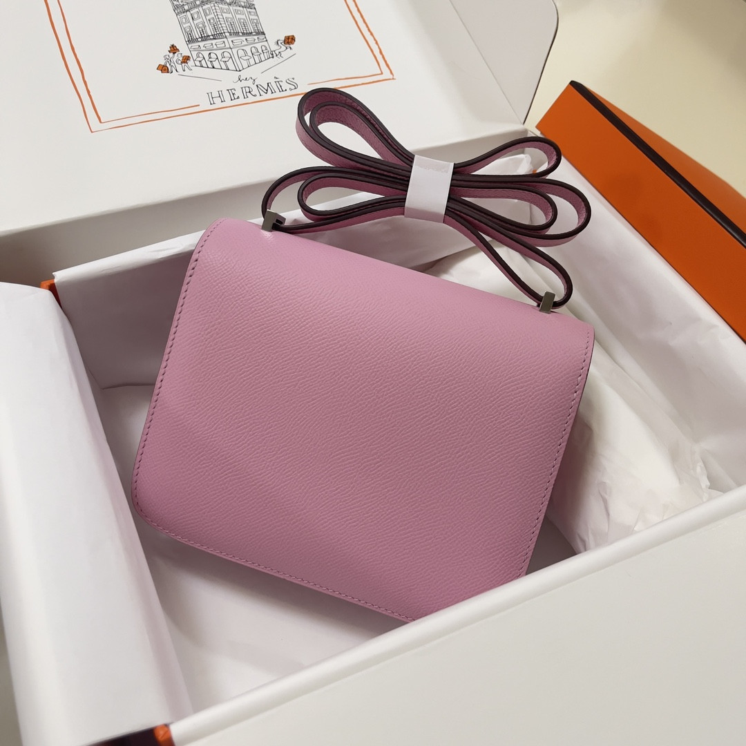 Hermès Constance 19 Epsom Silver Hardware 7.25" x 6.25" x 2.25"
