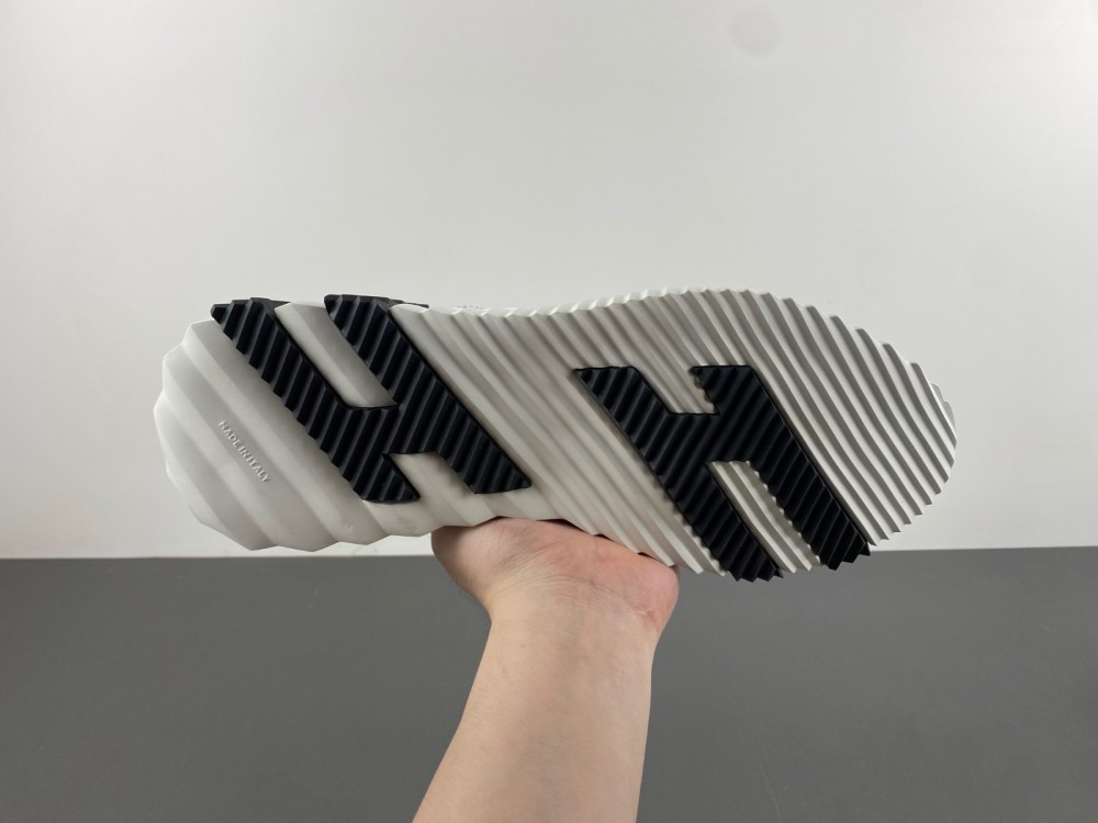 UA Hermès Bouncing Sneaker