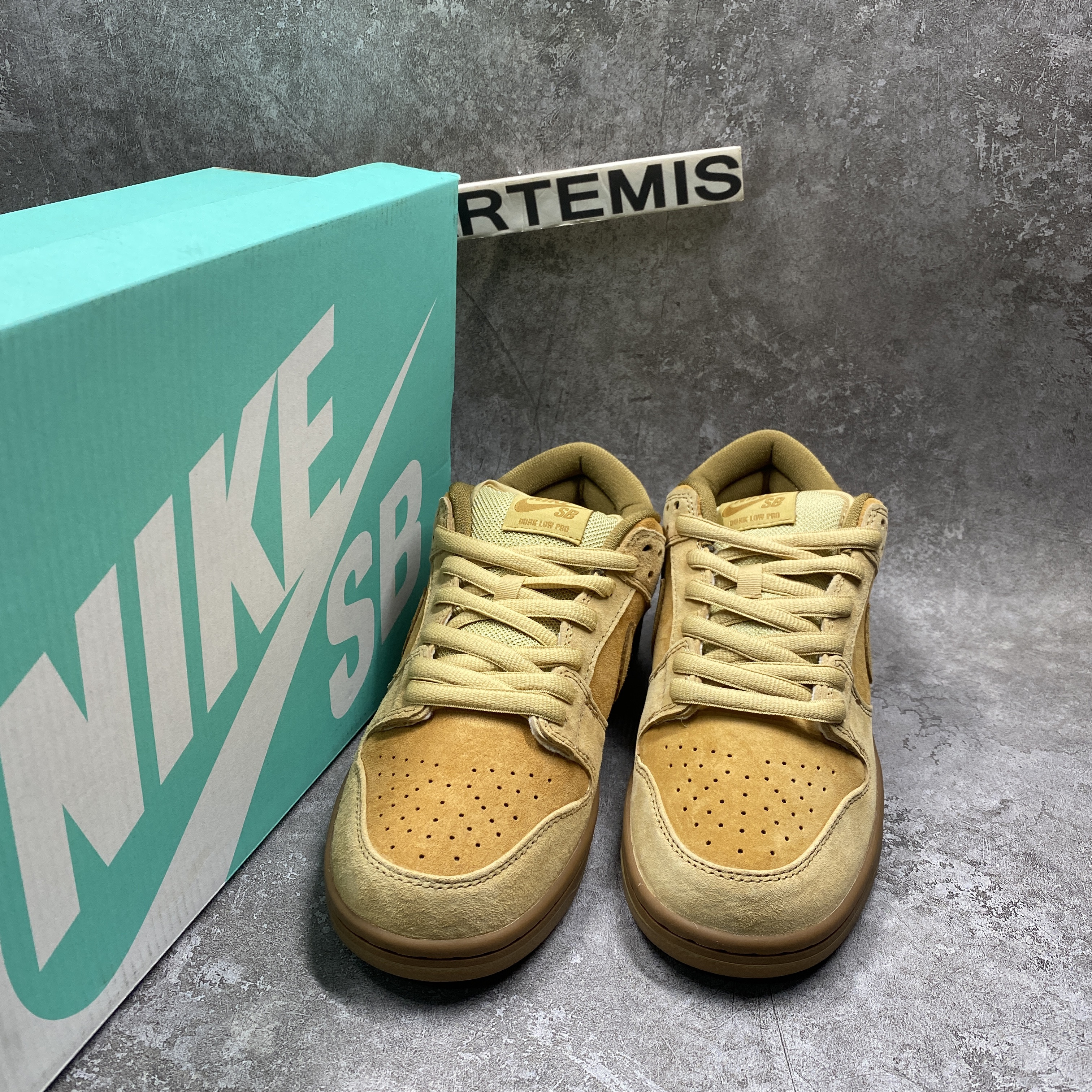 Nike SB Dunk Low Reese Forbes Wheat