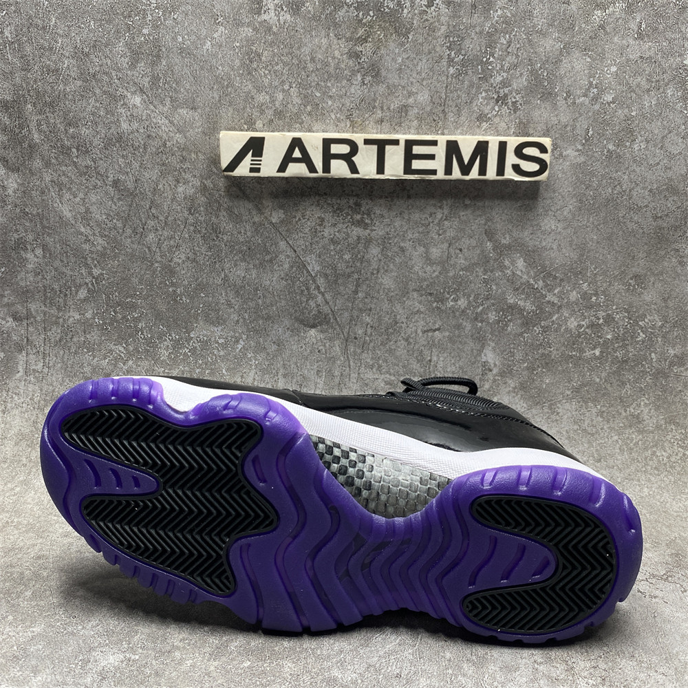 Jordan 11 Retro black purple