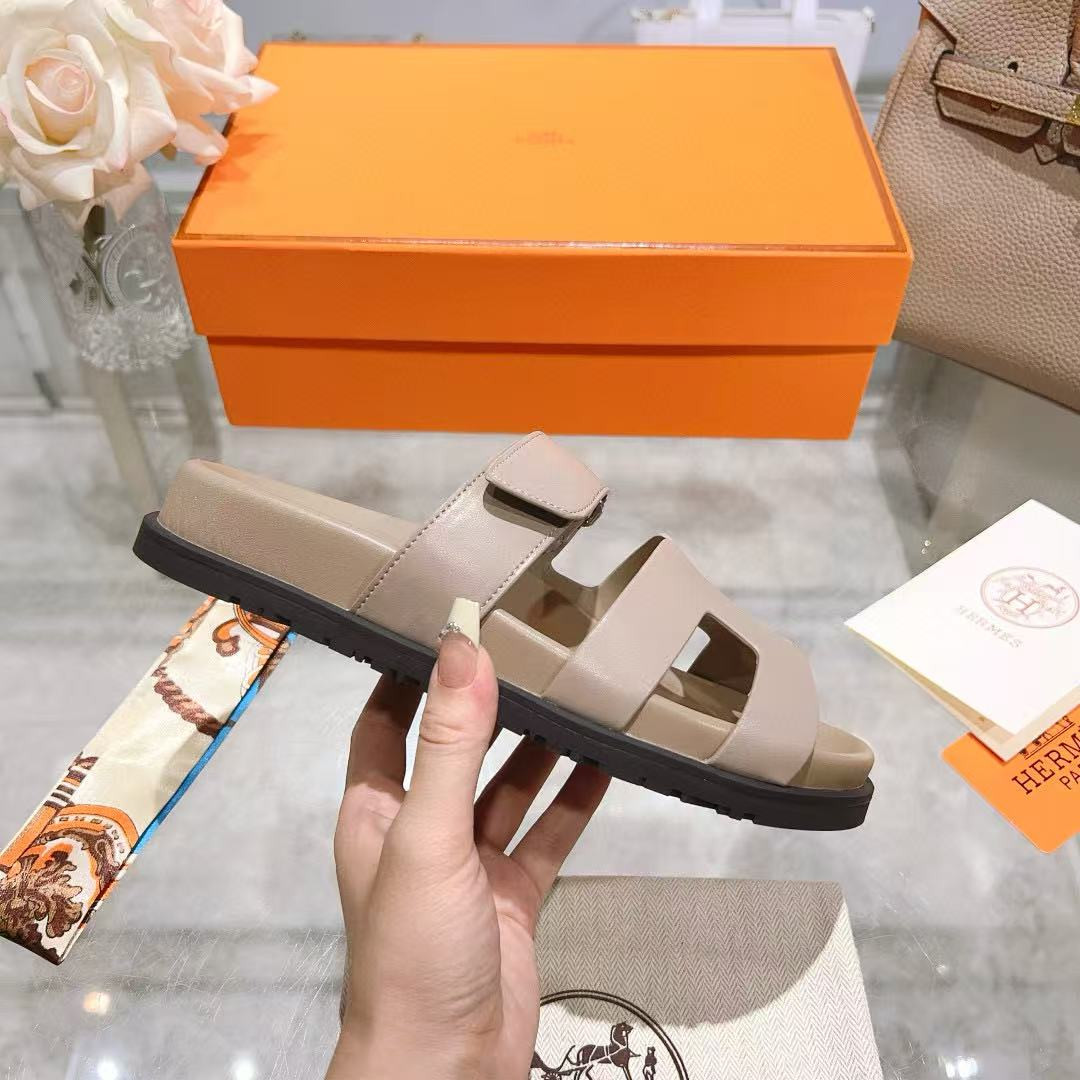 UA Hermès Chypre Sandal
