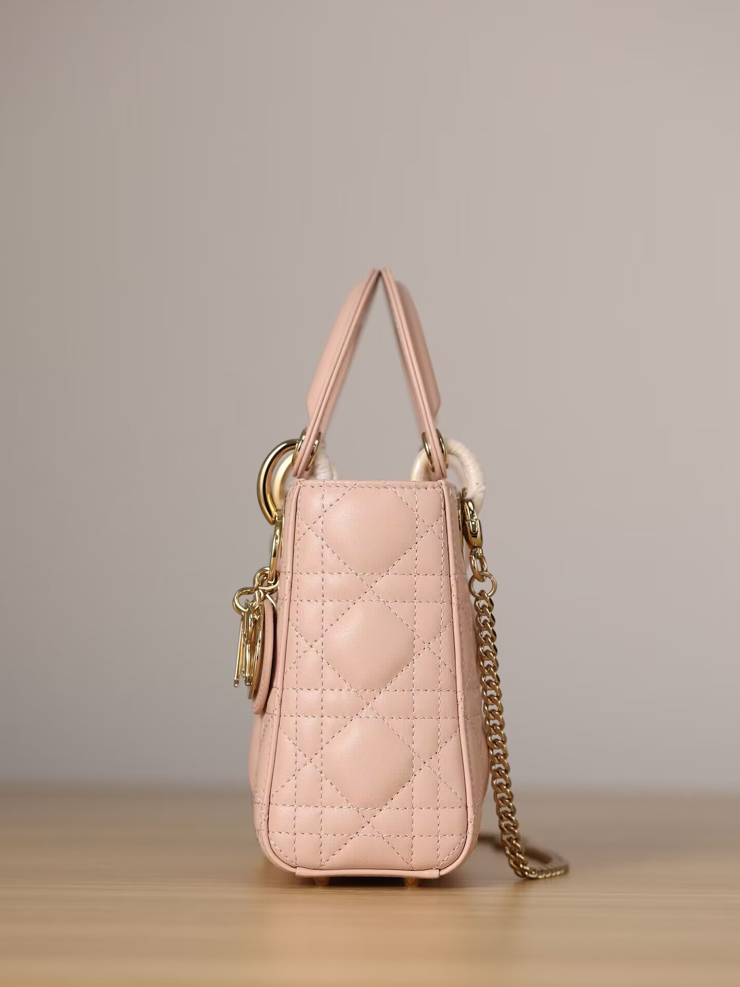 D*or classic lady 17×7×15cm