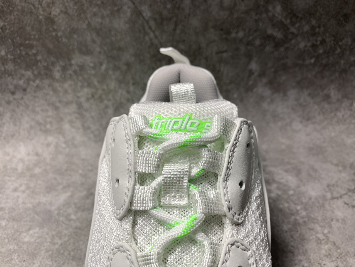Balenciga Wmns Triple S Sneaker Fluo Green