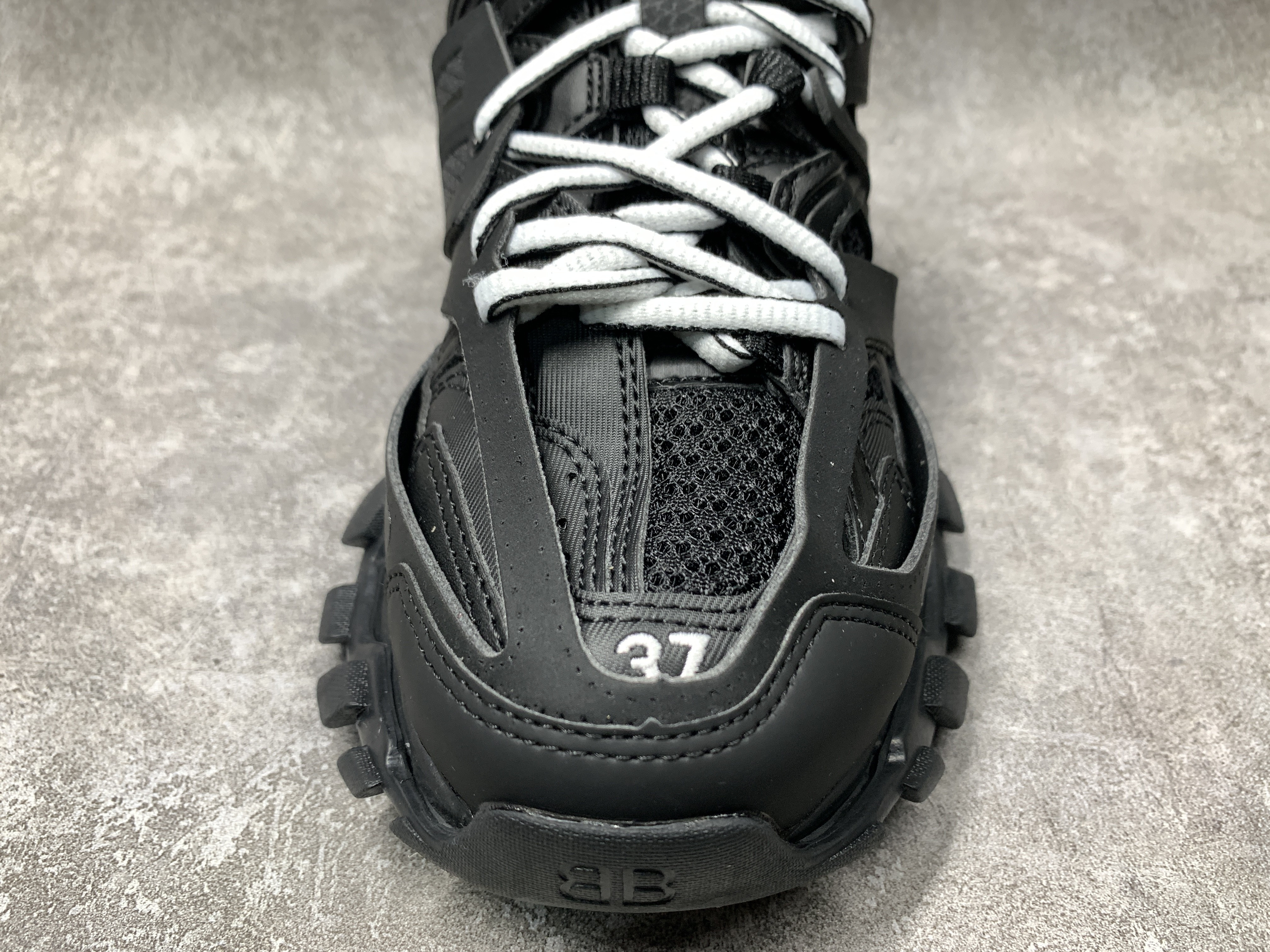 Balenciga Track Mule Black