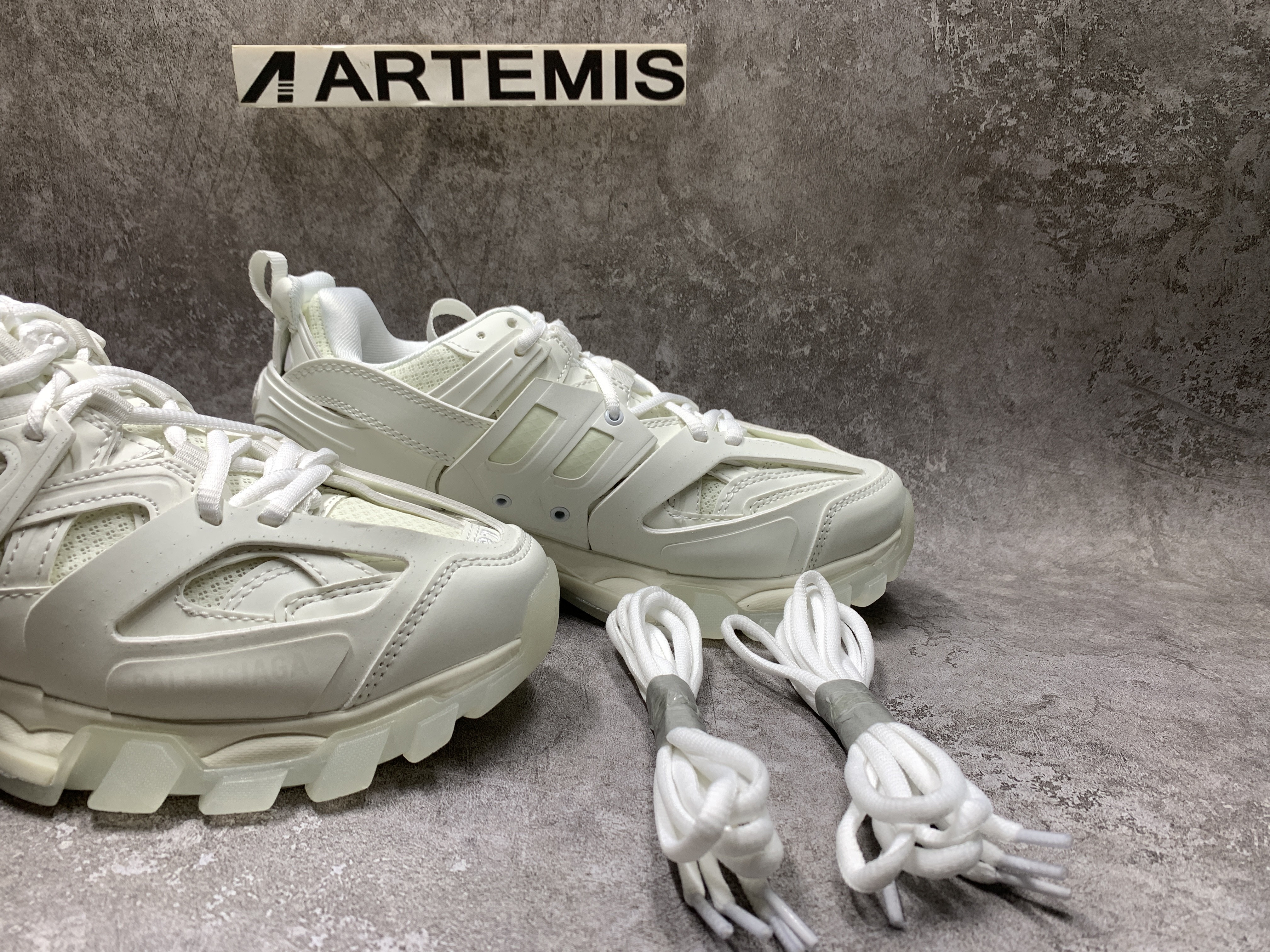 Balenciga Track Glow In Dark Sneaker