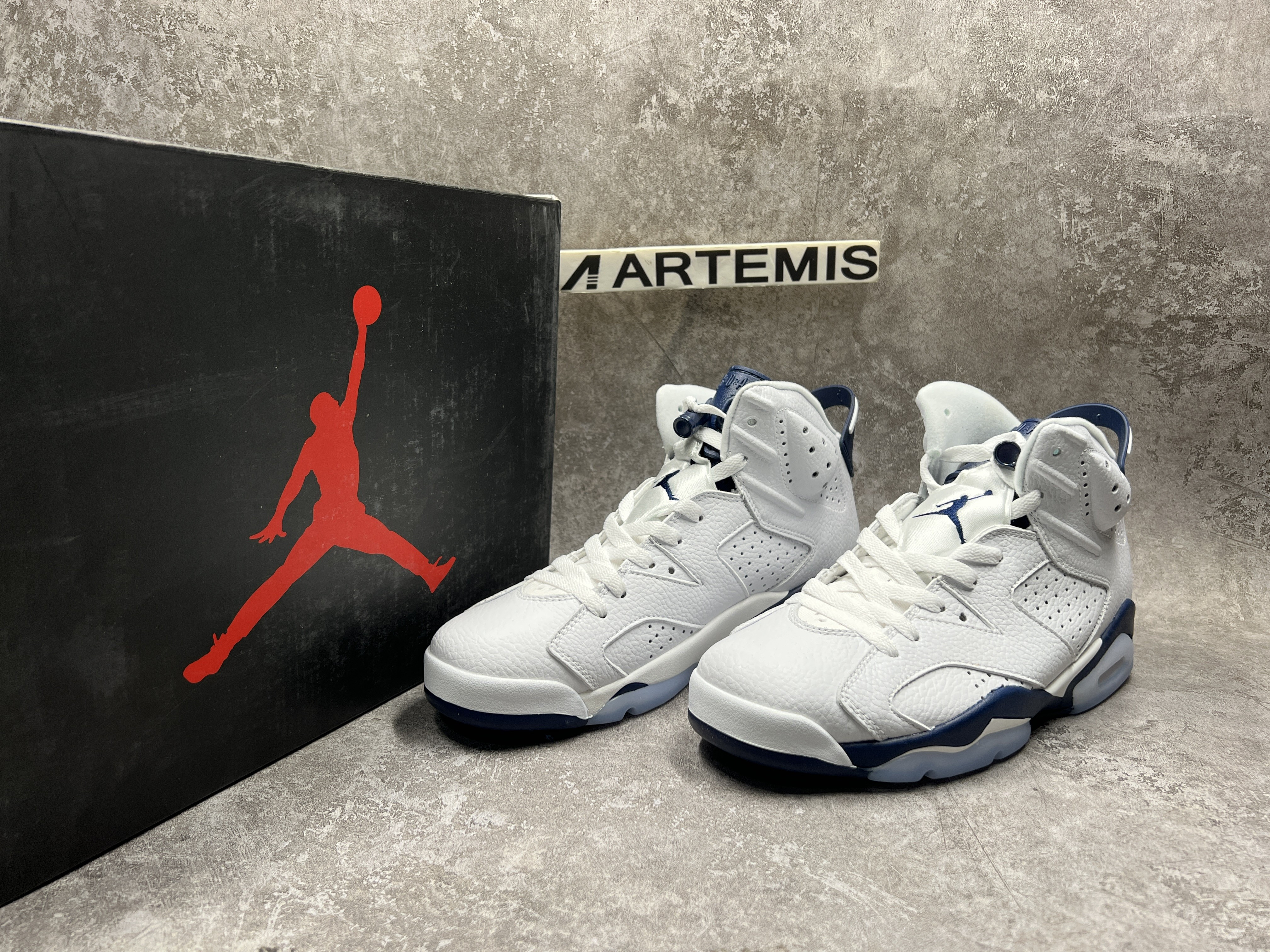 Air Jordan 6 Retro Midnight Navy