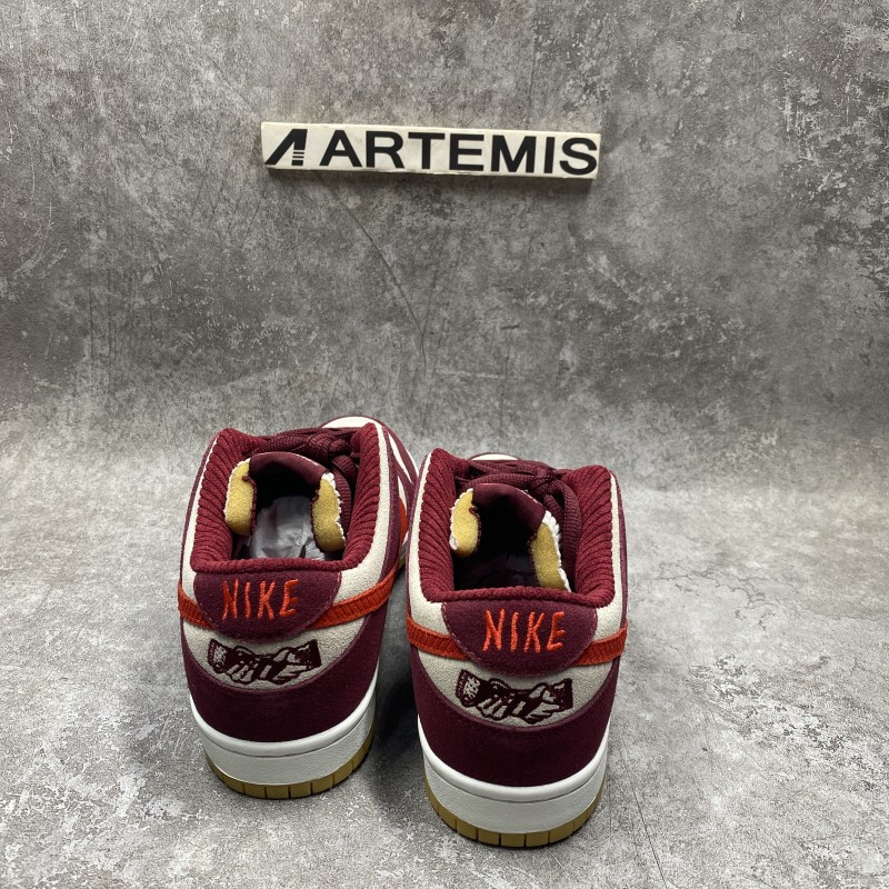 Nike Dunk Low SB X Skate Like a Girl