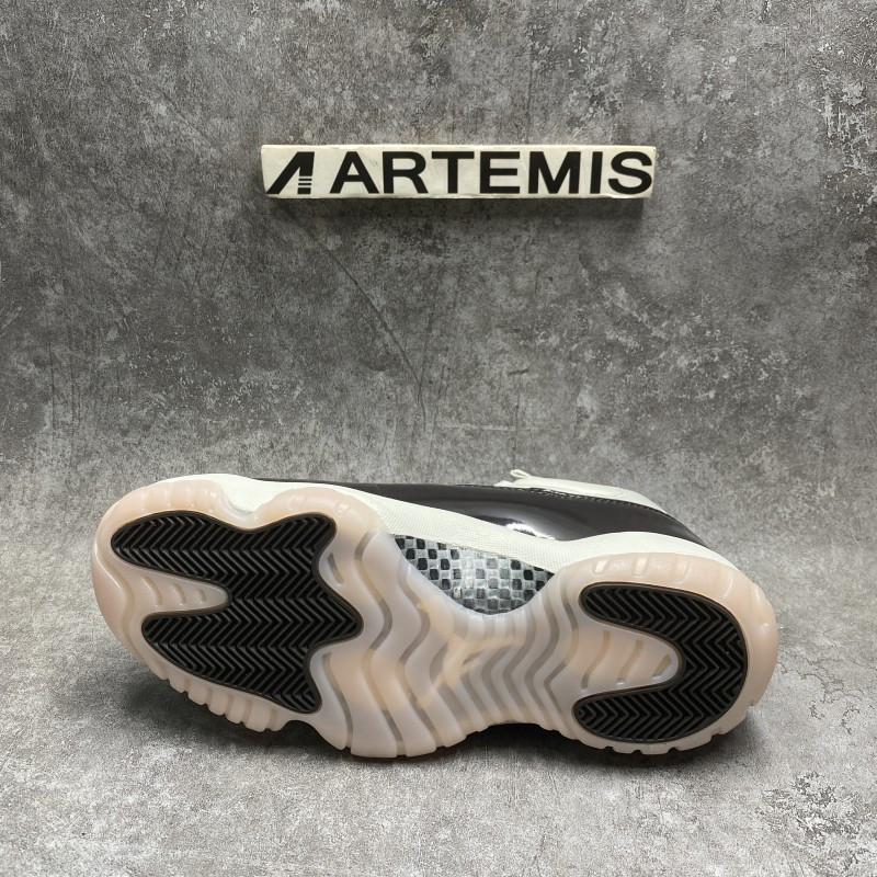 Air Jordan 11 Retro Neapolitan