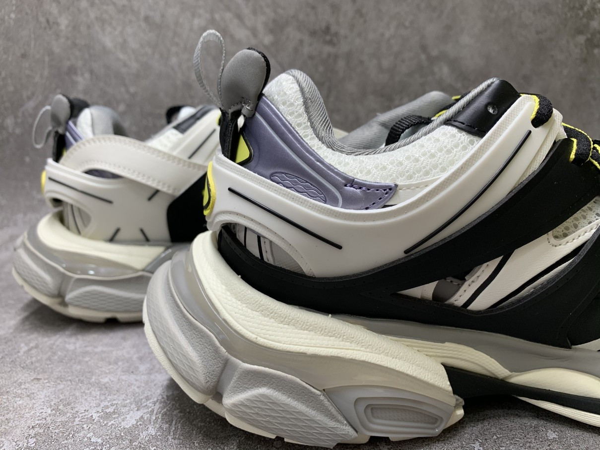 Balenciga Track Trainer White Black