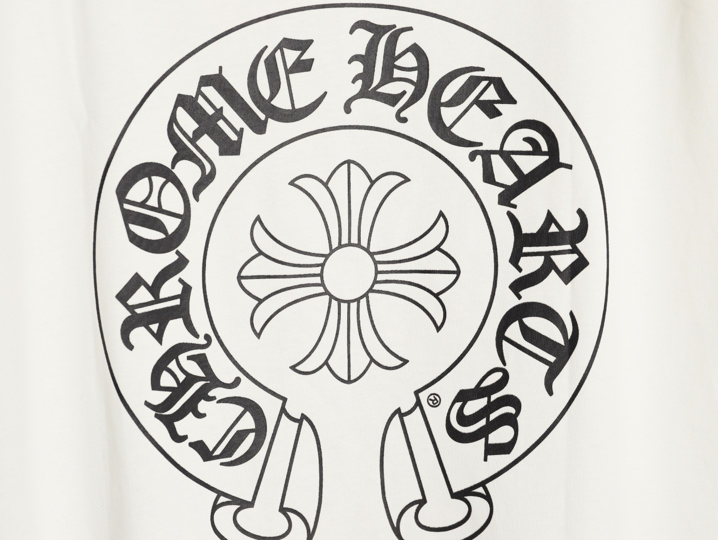 Ch**me He**ts 25fw long-sleeved t-shirt