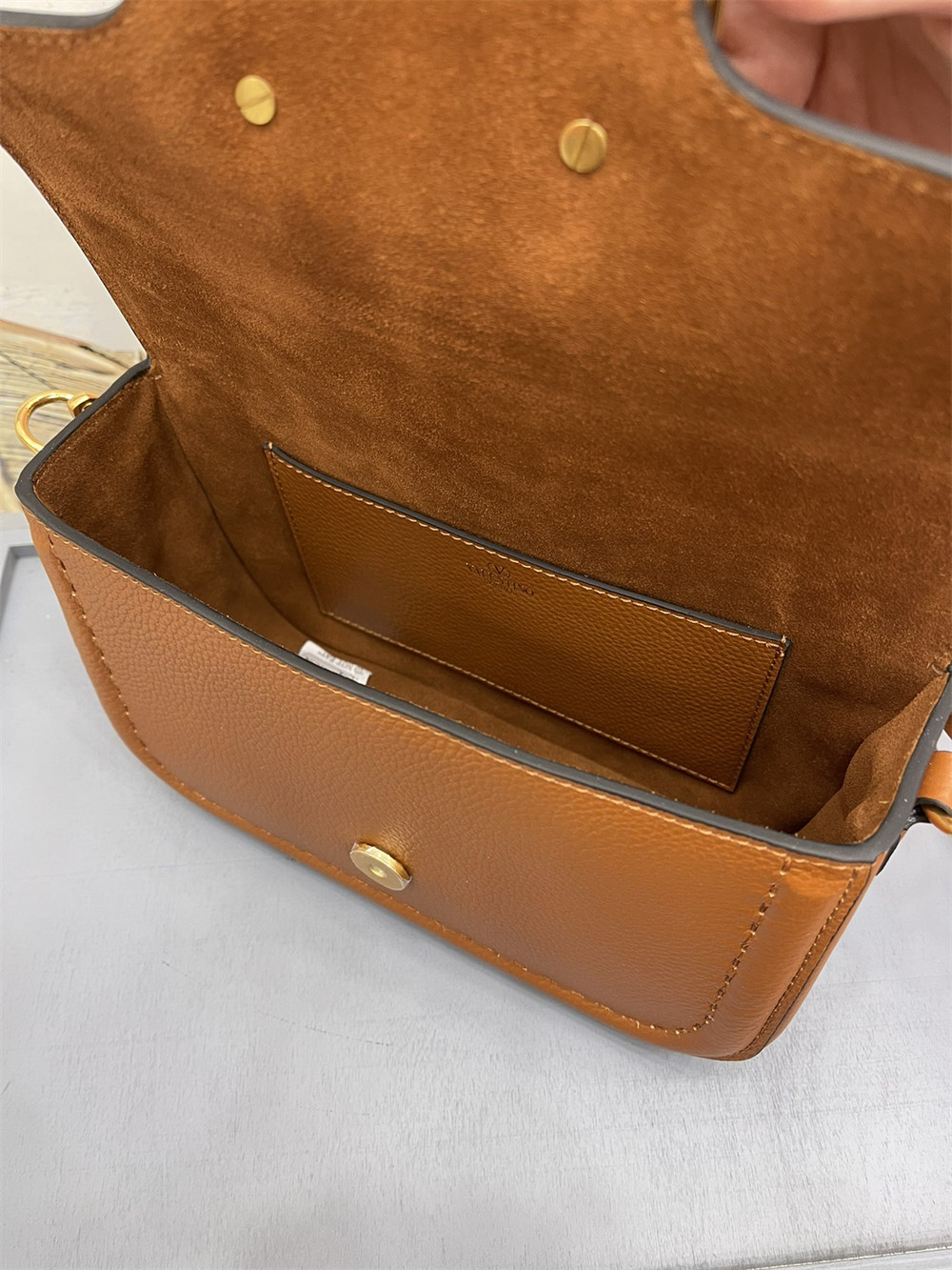 VALENTINO GARAVANI ALLTIME GRAINY CALFSKIN SHOULDER BAG BROWN