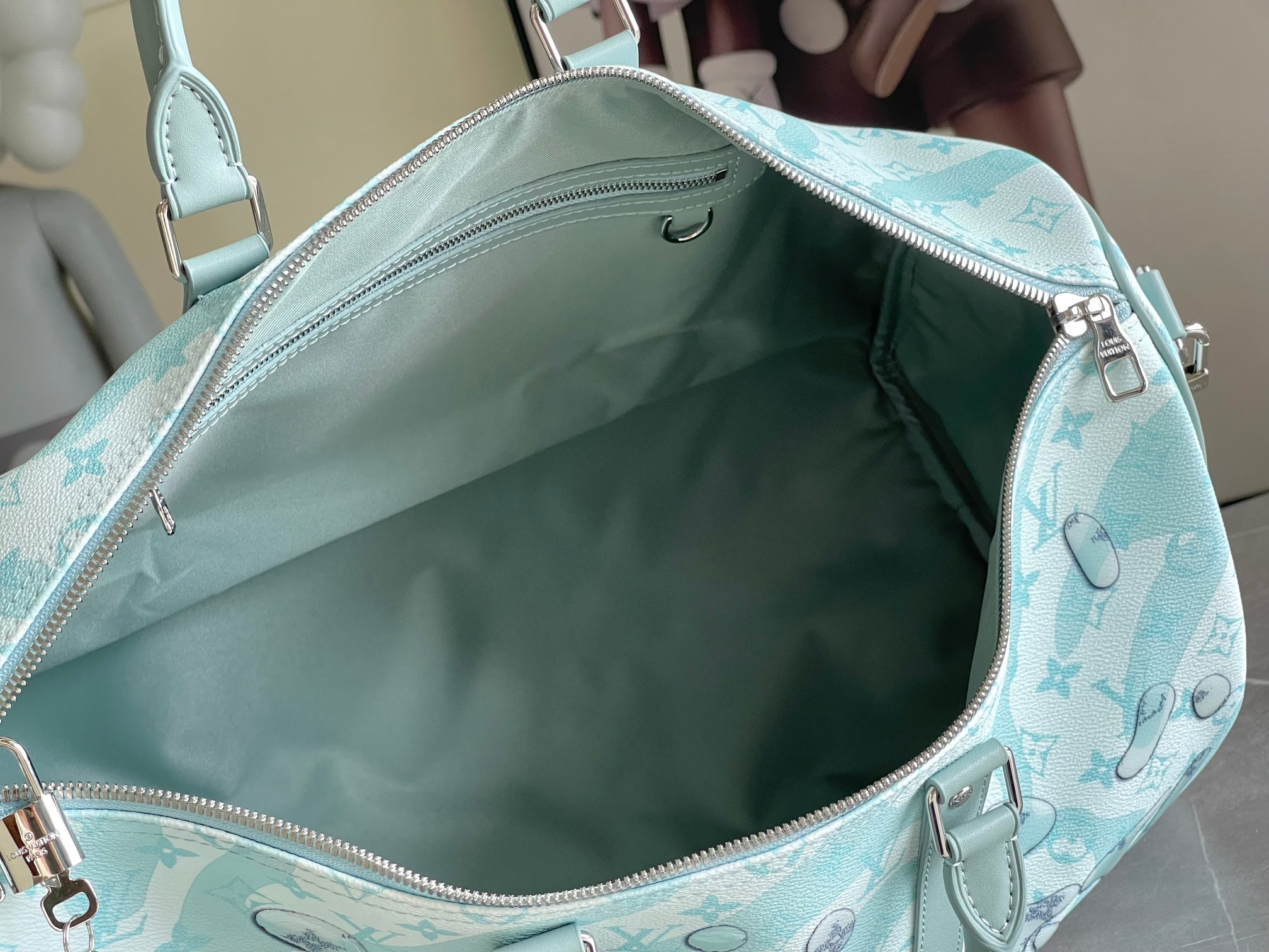 l0*is V*t0n keepall bandoulière 50 m22570