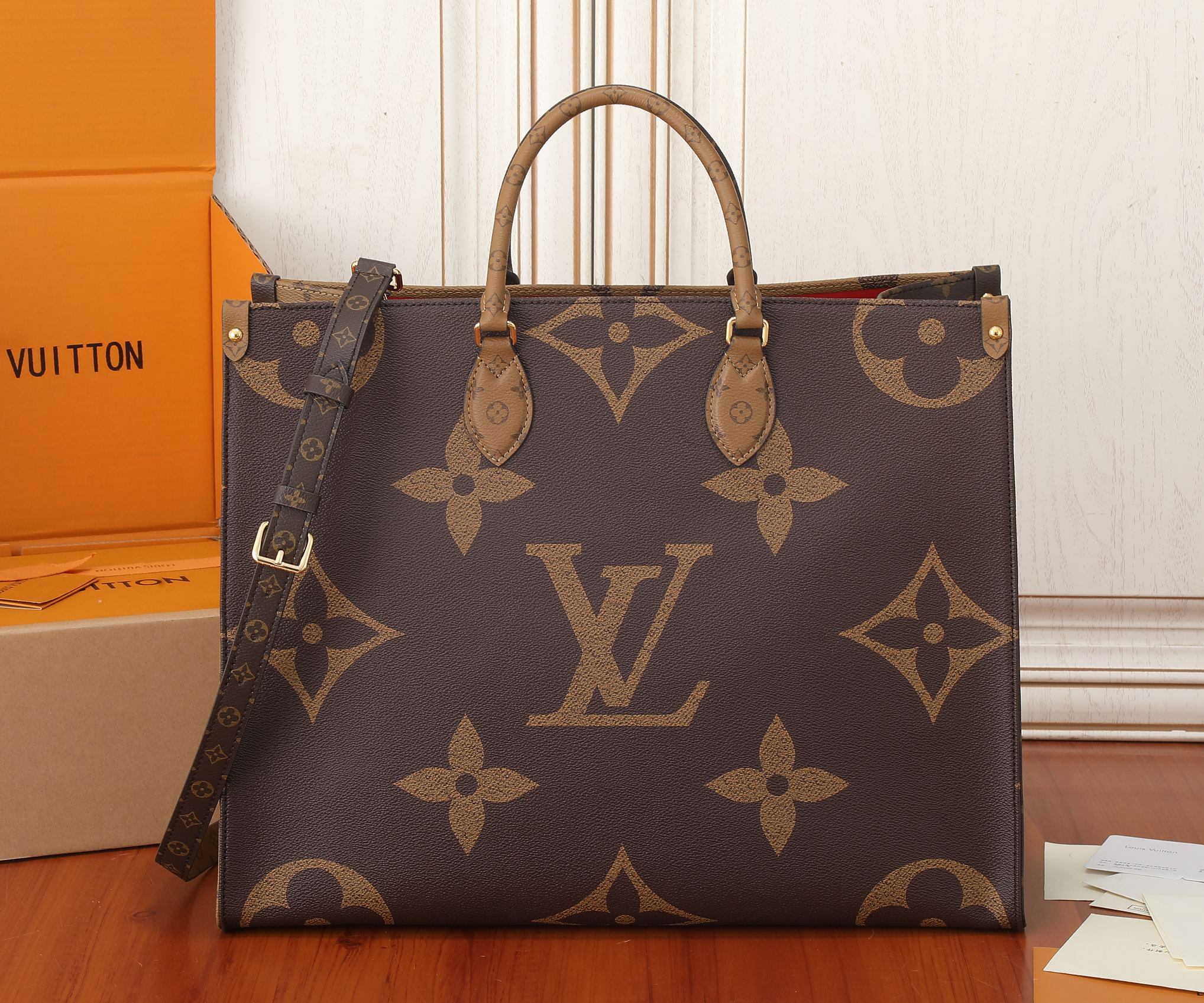 LV OnTheGo Voyage M46823 16.9 x 13 x 7.3 inches