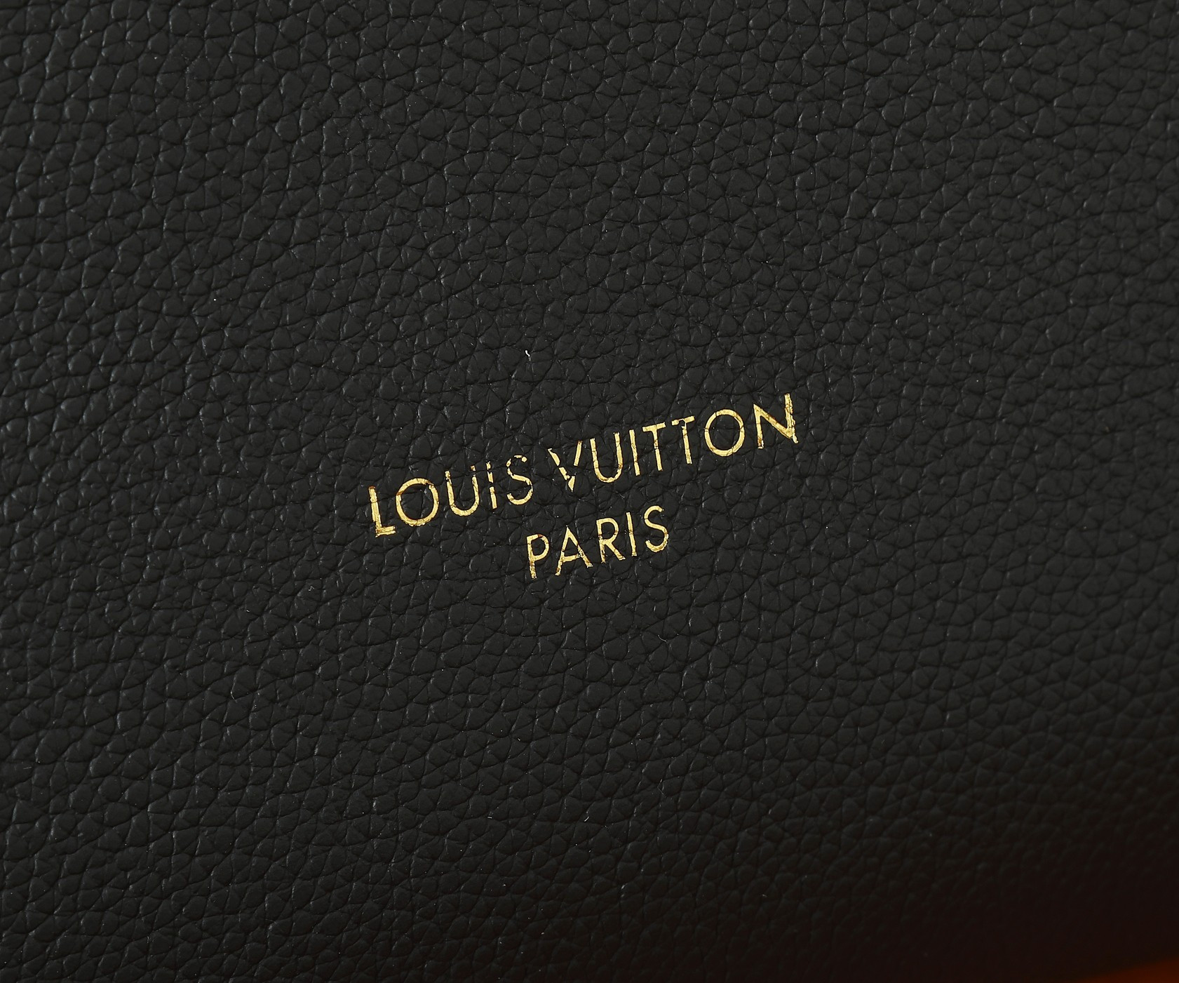 LV Low Key Hobo MM M24856 12.2 x 13.8 x 7.1 in