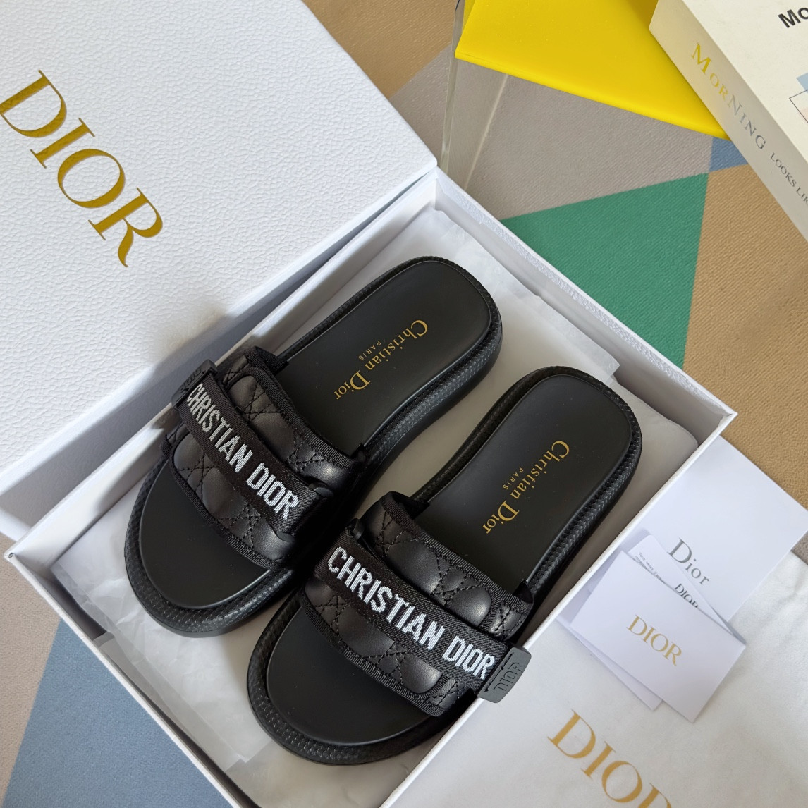 ua D*oriviera dio(r)evolution slide black