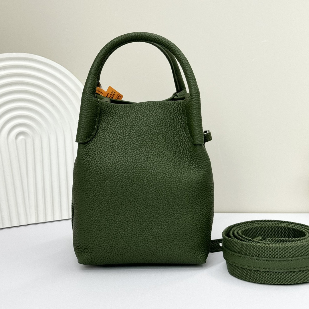 L**o p*ana micro bale bag grained calfskin 23 x 16 x 14 cm