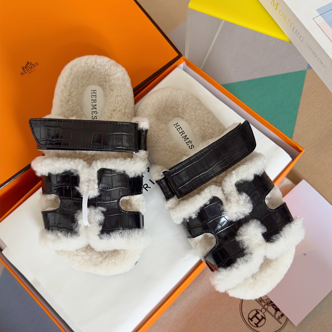 UA Hermès Chypre sandal