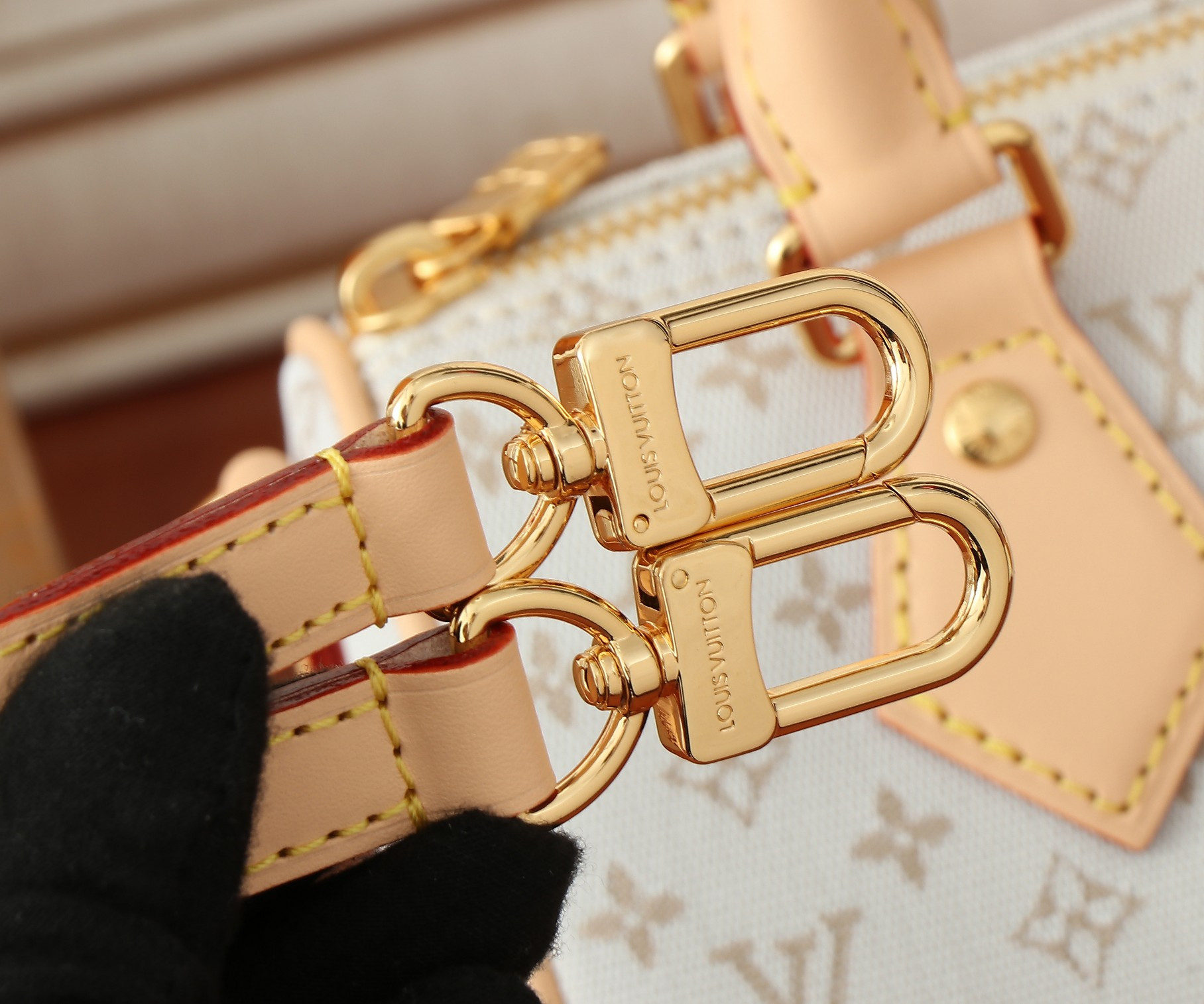 LV 24SS Speedy Bandoulière 20 M12747 20.5x13.5x12CM