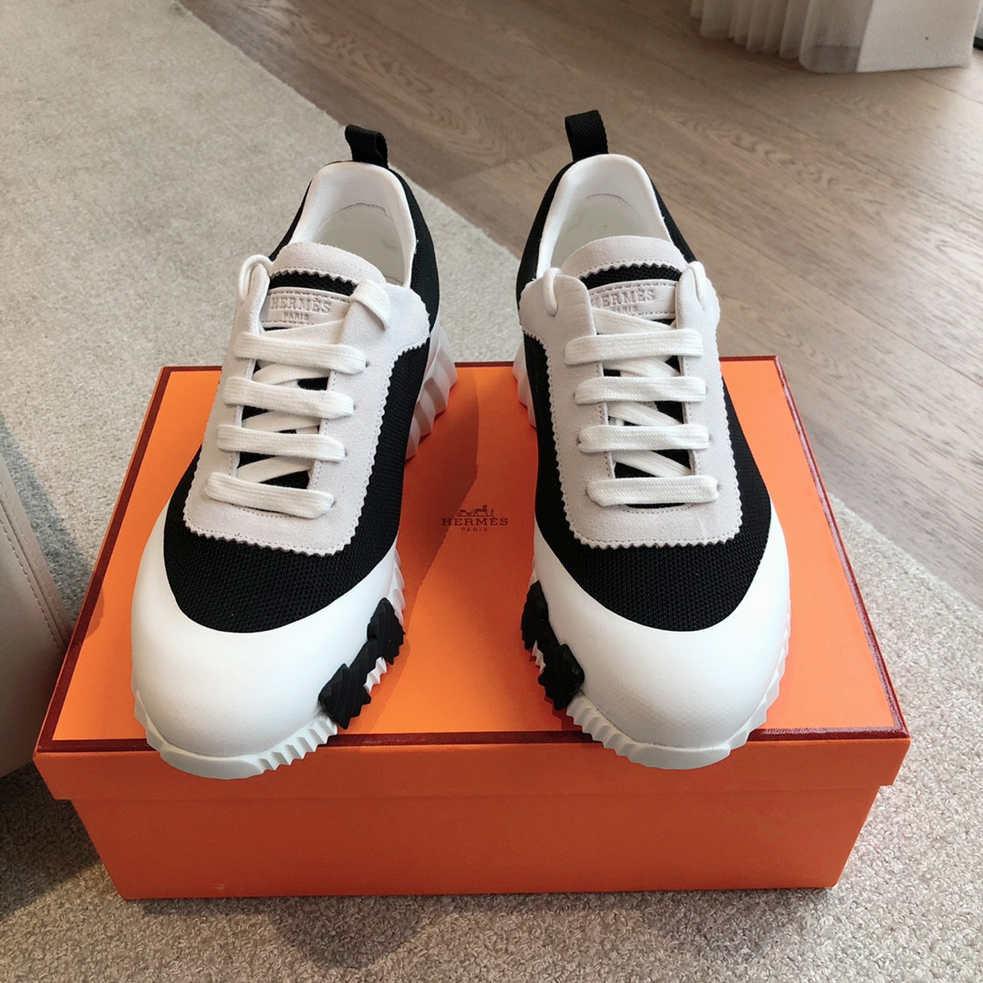 UA Hermès Bouncing Sneaker