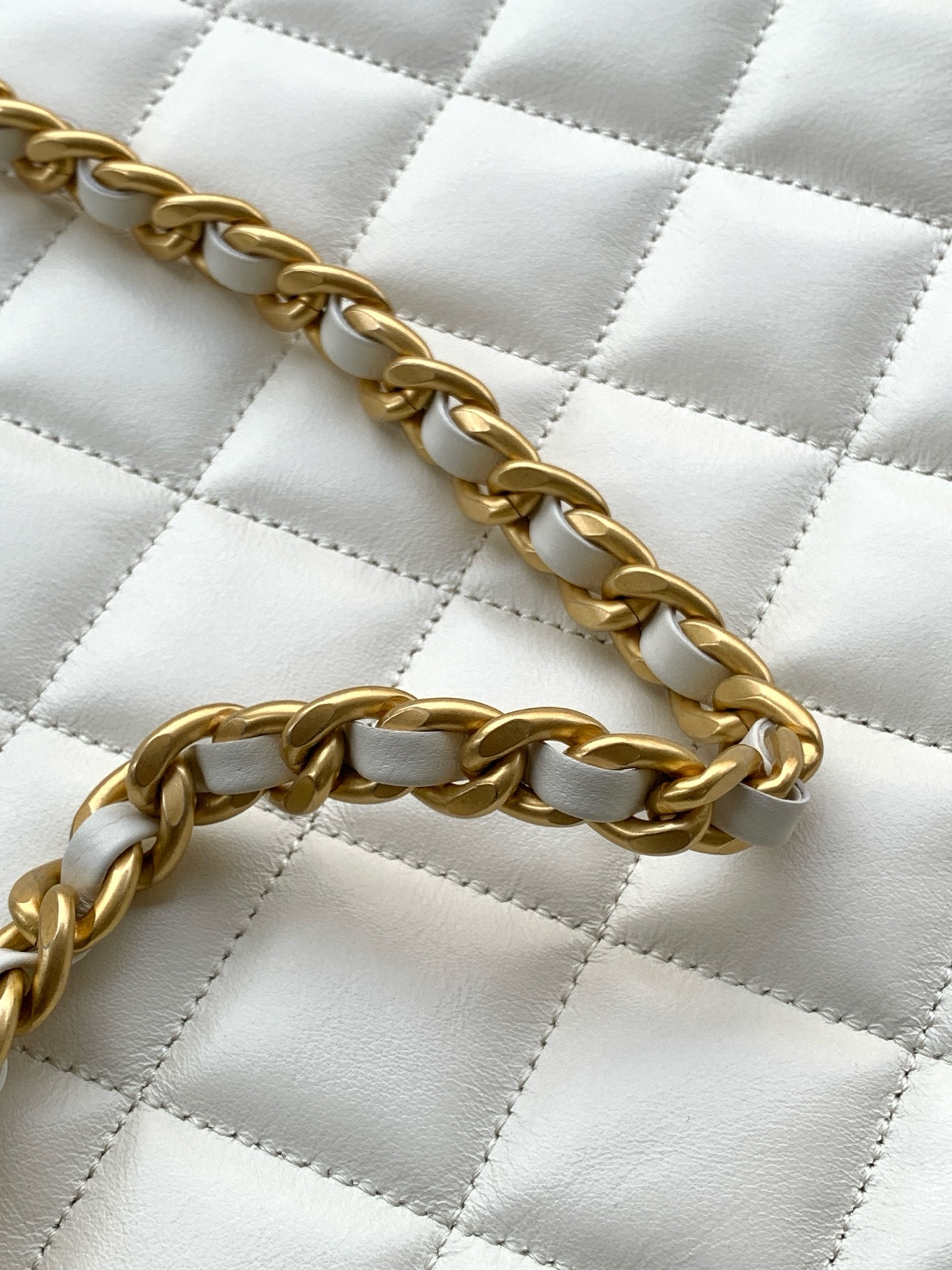 Ch*el shopping bag hobo 26x31x13cm