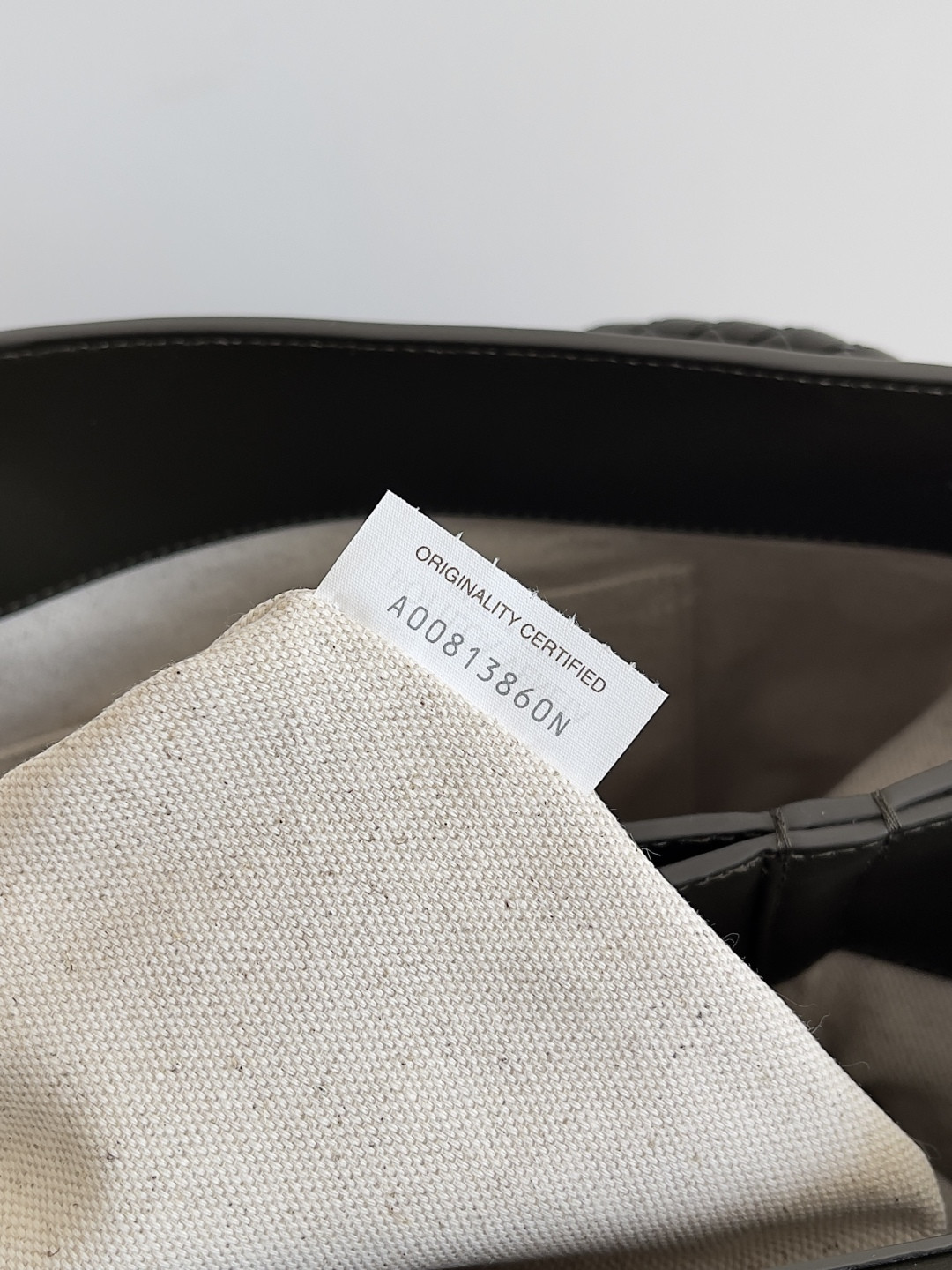 bo*te*ga Ve*ne*ta large andiamo messenger 43x32x20cm