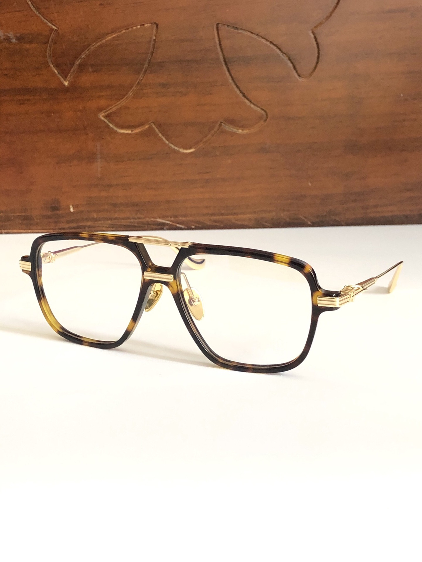 Ch**me He**ts glasses ch8182 57-15-148