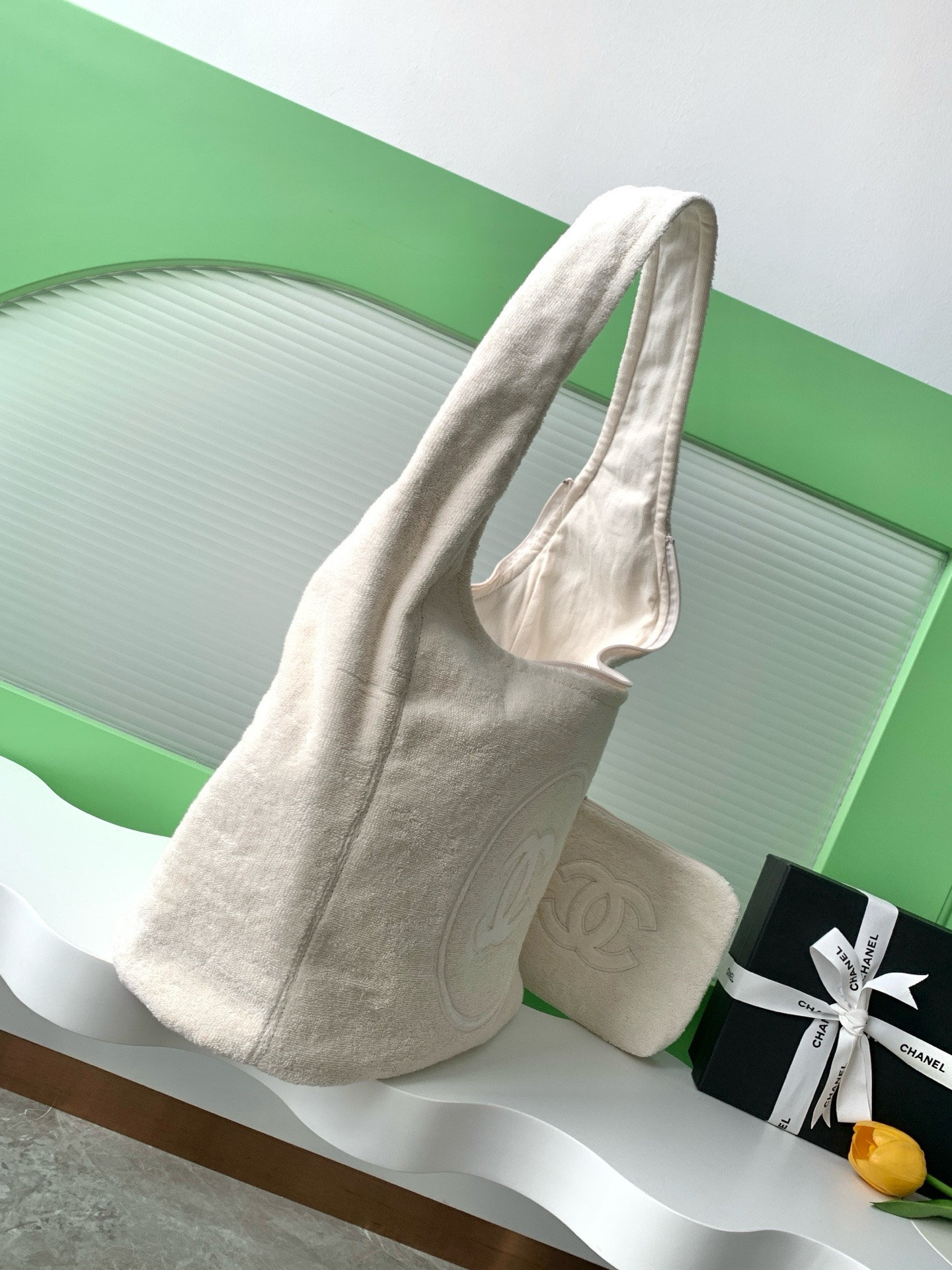 Ch*el coco beach beachwear set 38x58x20cm