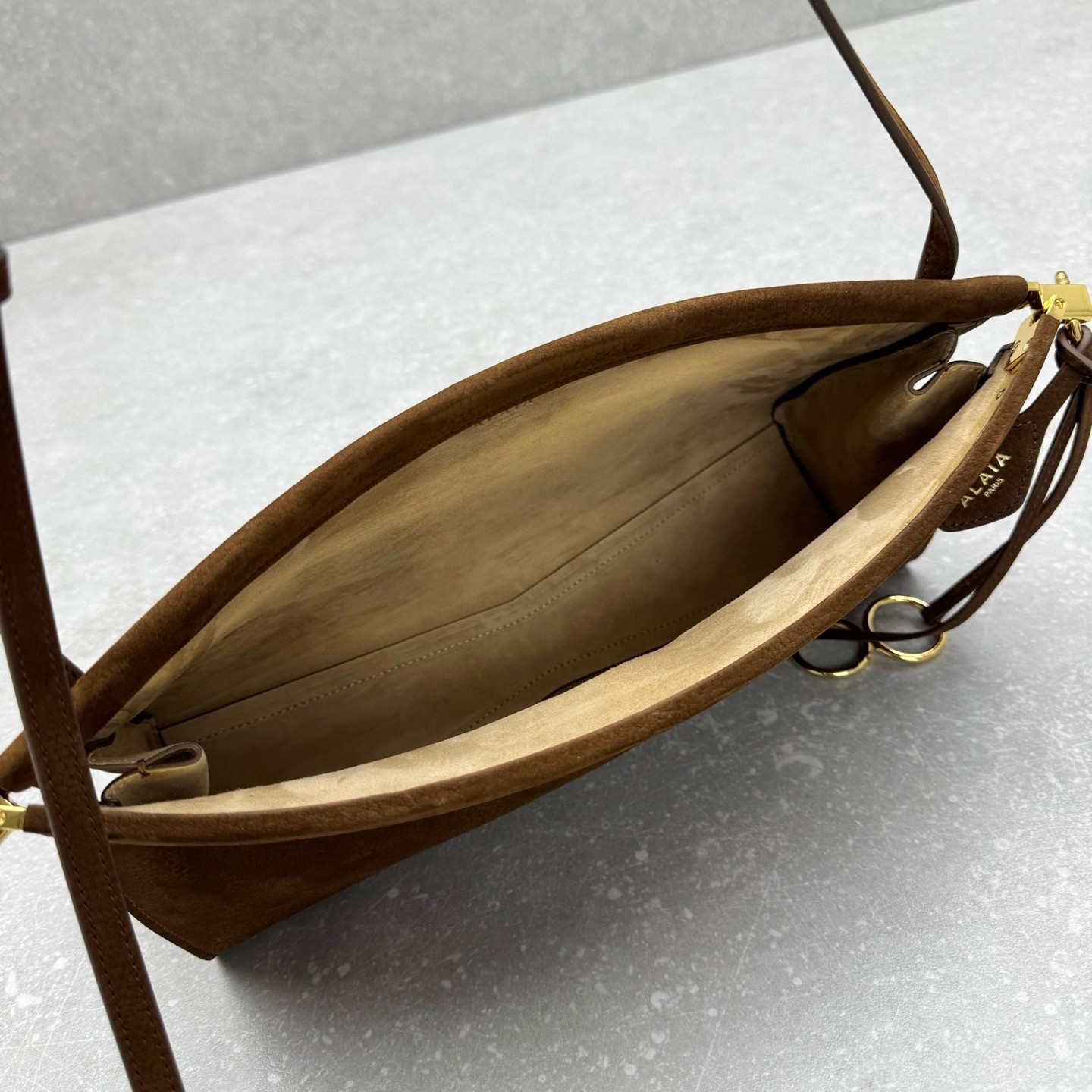 ALAÏA LE CLICK EAST WEST MEDIUM BAG 30x14x9cm