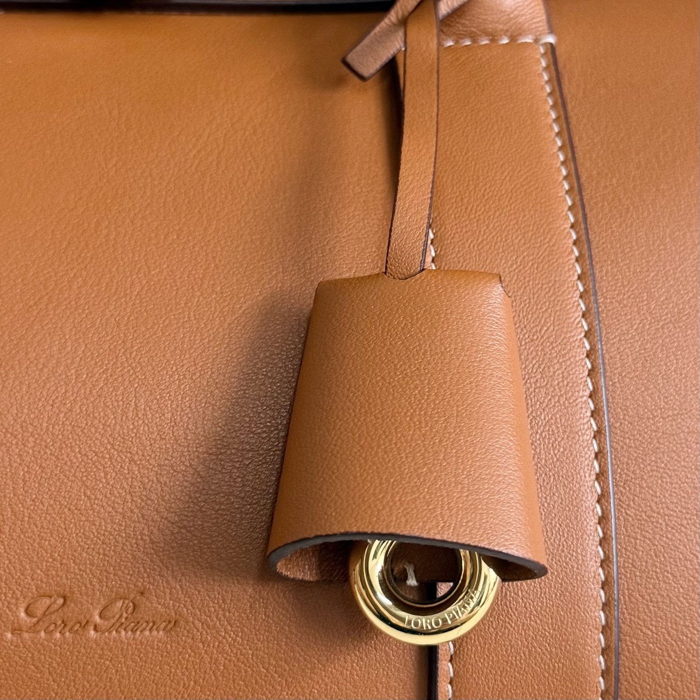 L**o p*ana loom l25  calfskin 25x18x12.5cm