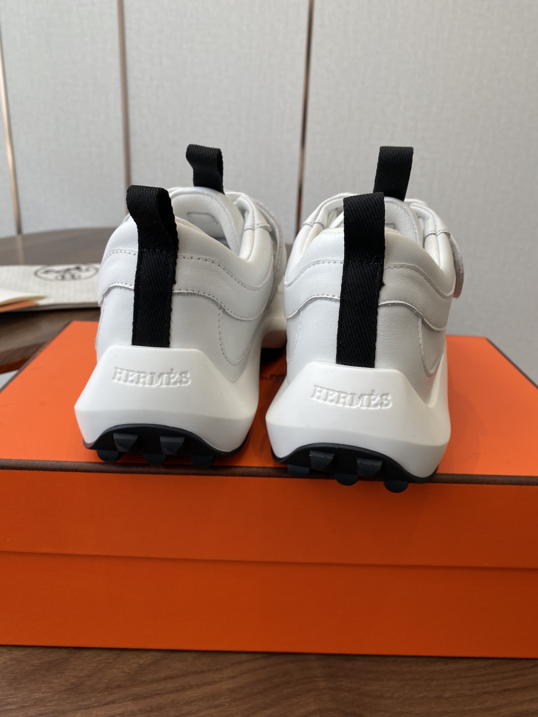 UA Hermès Loop Sneaker